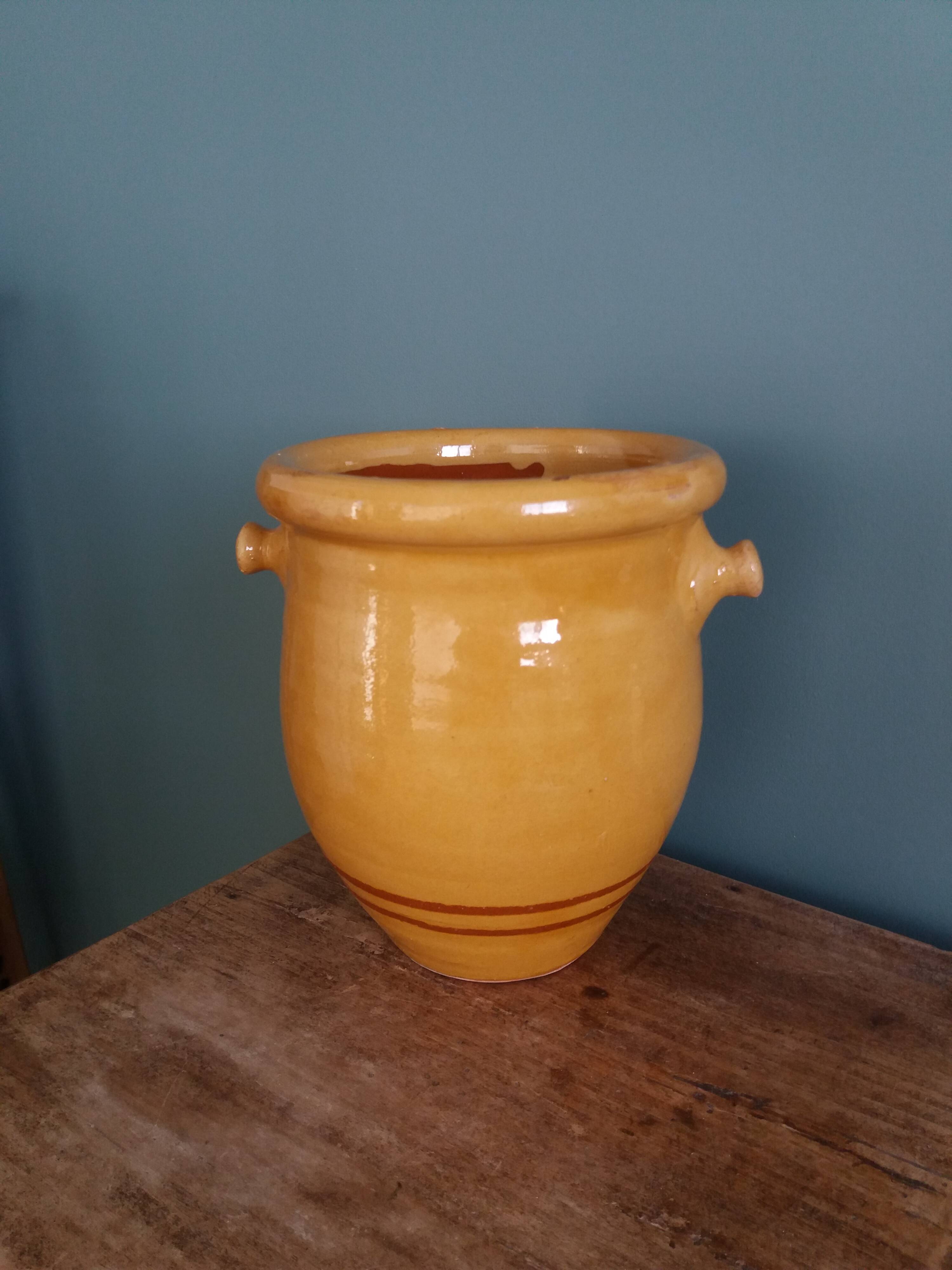 Provencal pottery terracotta jar