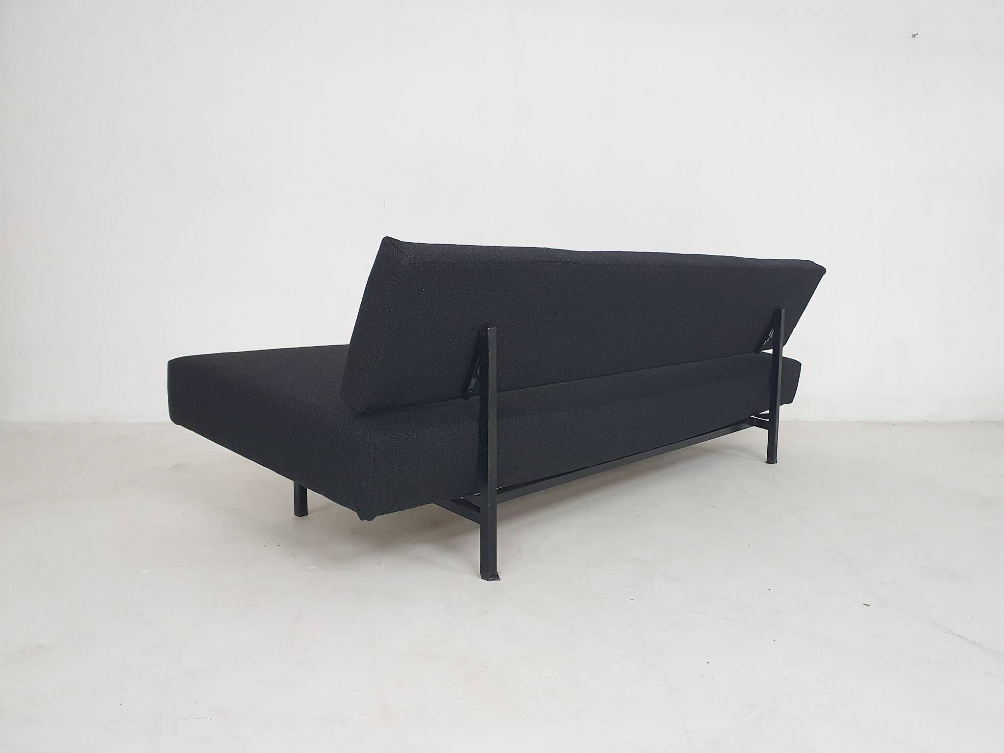 Sleeper sofa in the style of 't Spectrum or Gijs van der Sluis, NL 1950's