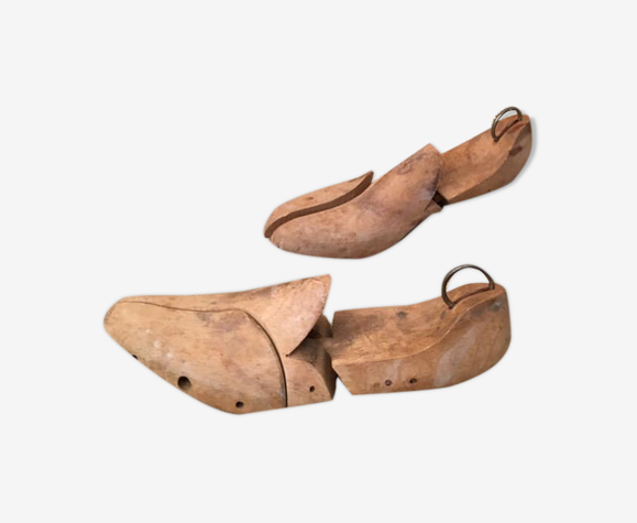 Paire d'embauchoirs et élargisseurs anciens en bois, taille 38
