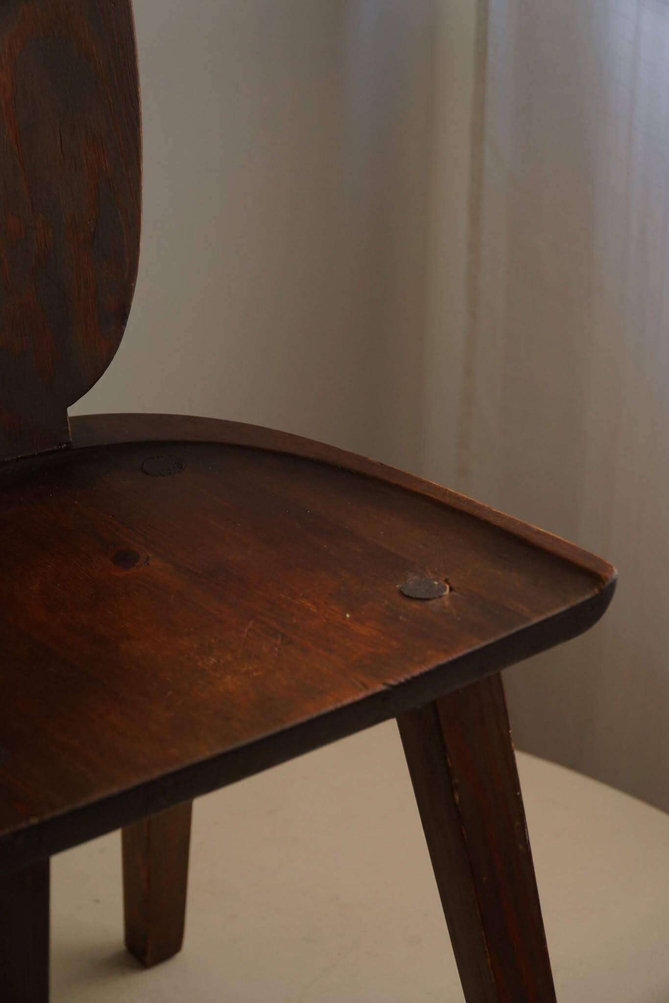 Rustic chair in Swedish pine, Carl Malmsten style, early 20th century.