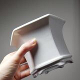 3 nesting white porcelain planters