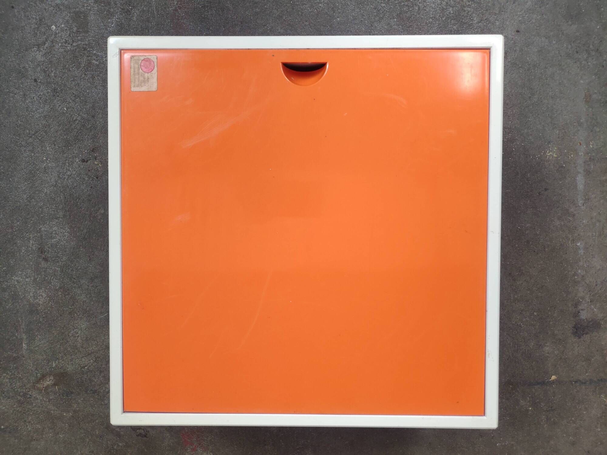 Orange and white vintage Prisunic "Flair" 1970