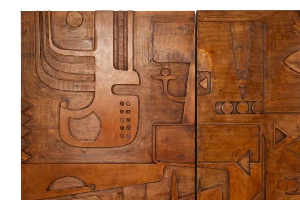 Victory of Segonzac. Triptych panel in carved wood. Contemporary.
