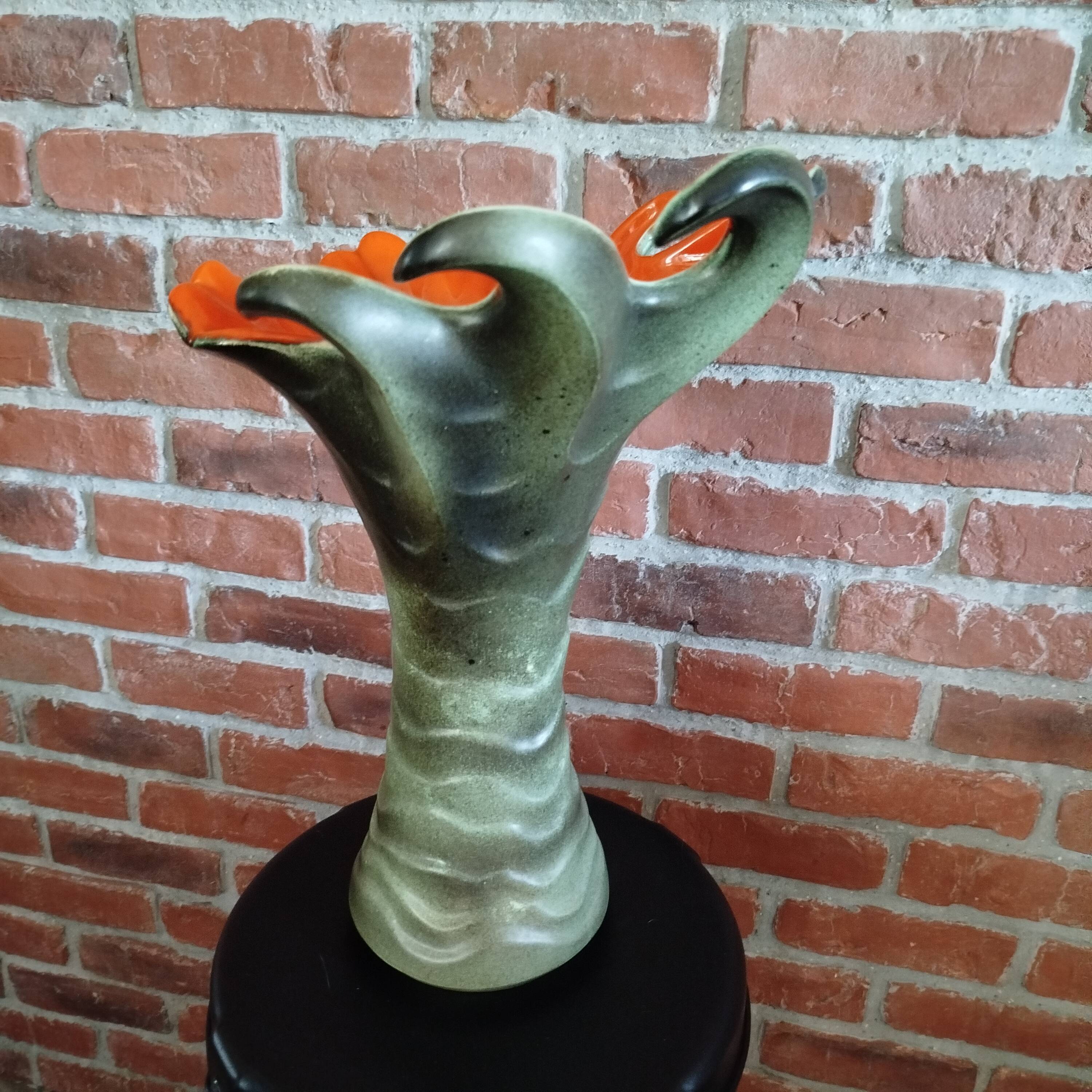 Anemone vase from the 60s/70s.