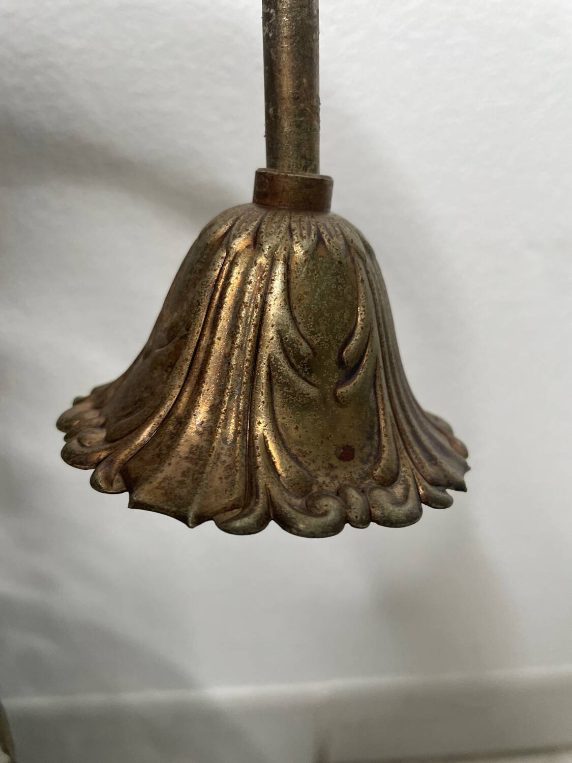 Lustre montgolfière en laiton à pampilles
