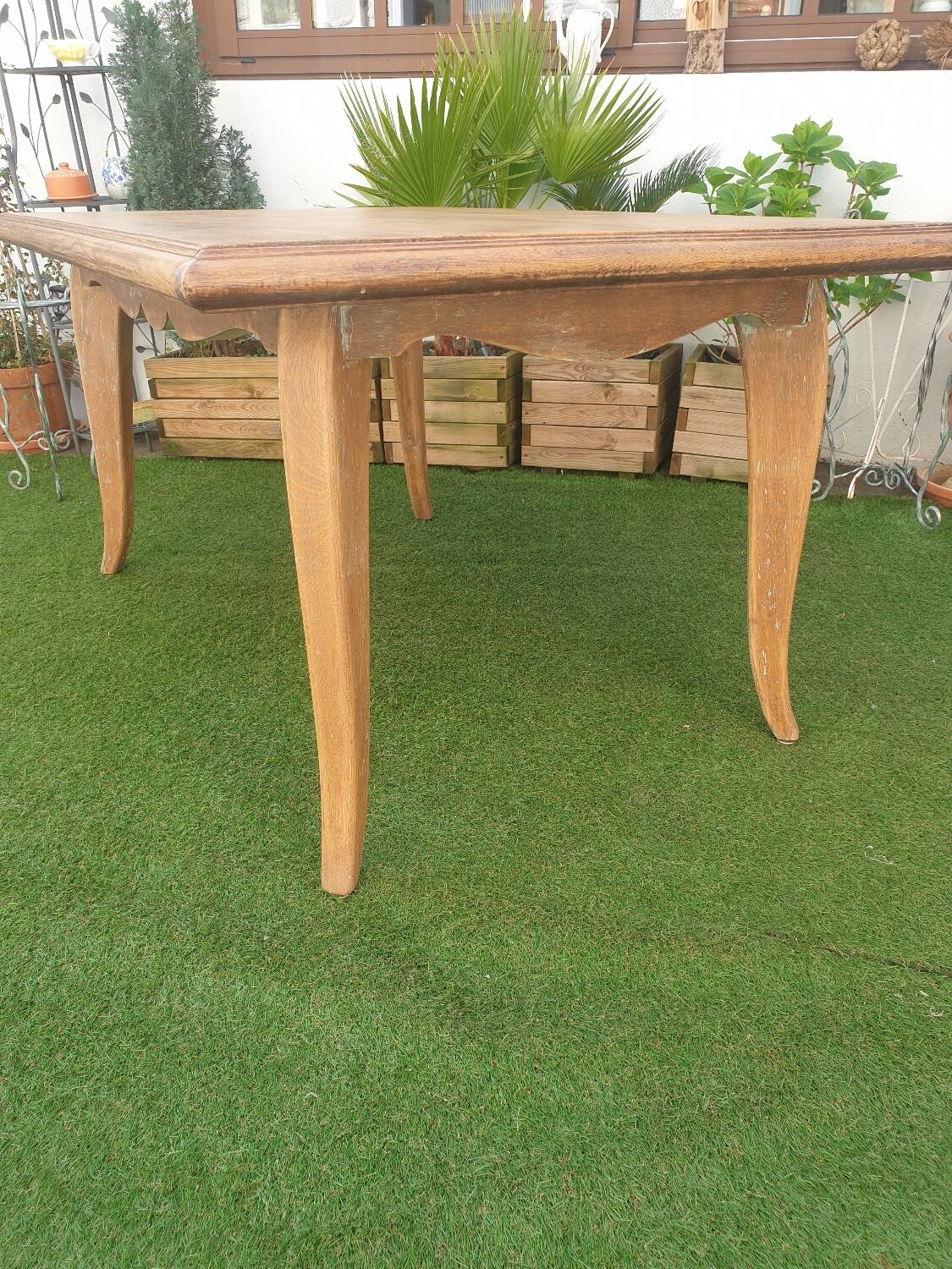 Luberon solid wood family table