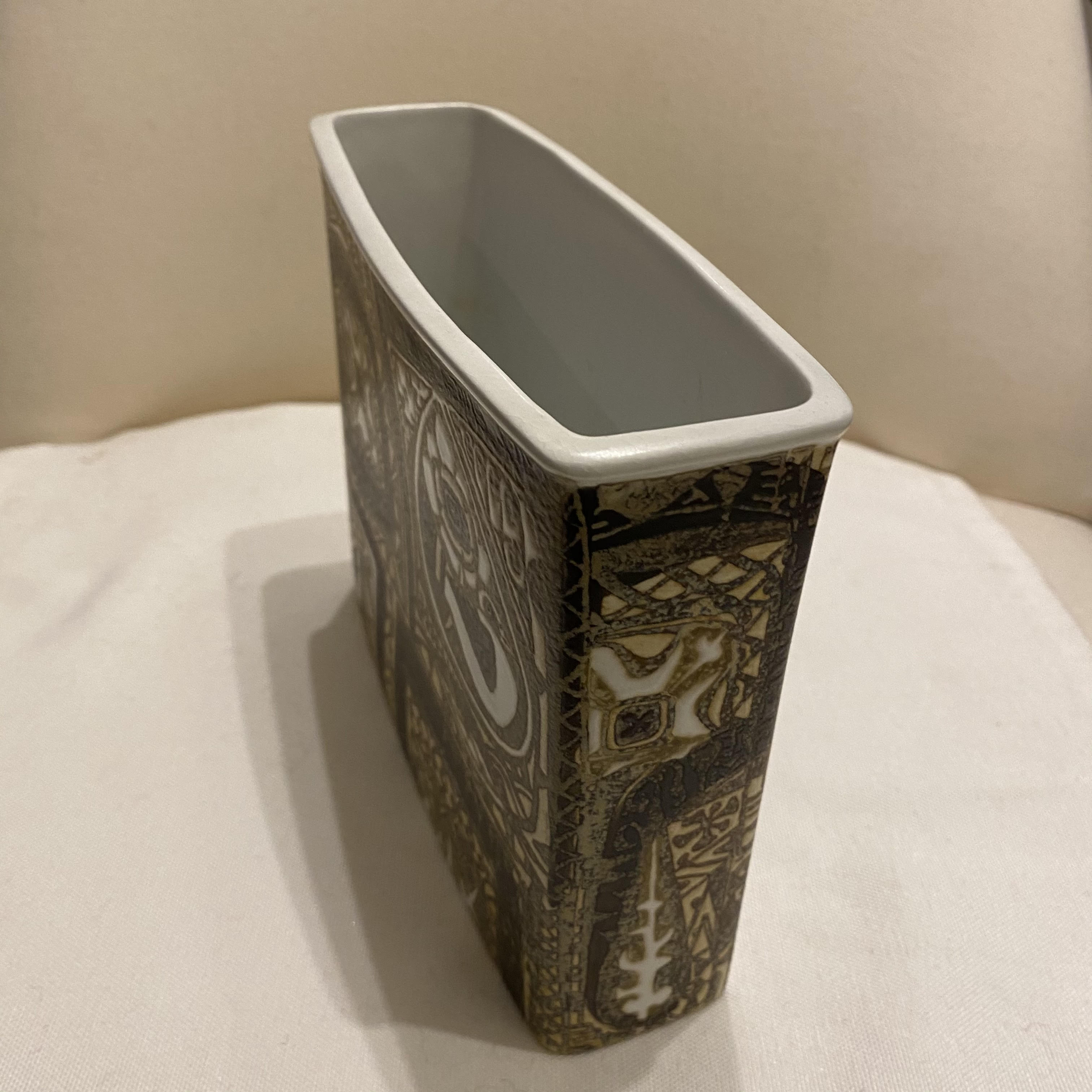 1969 porcelain vase by Nils Thorsson