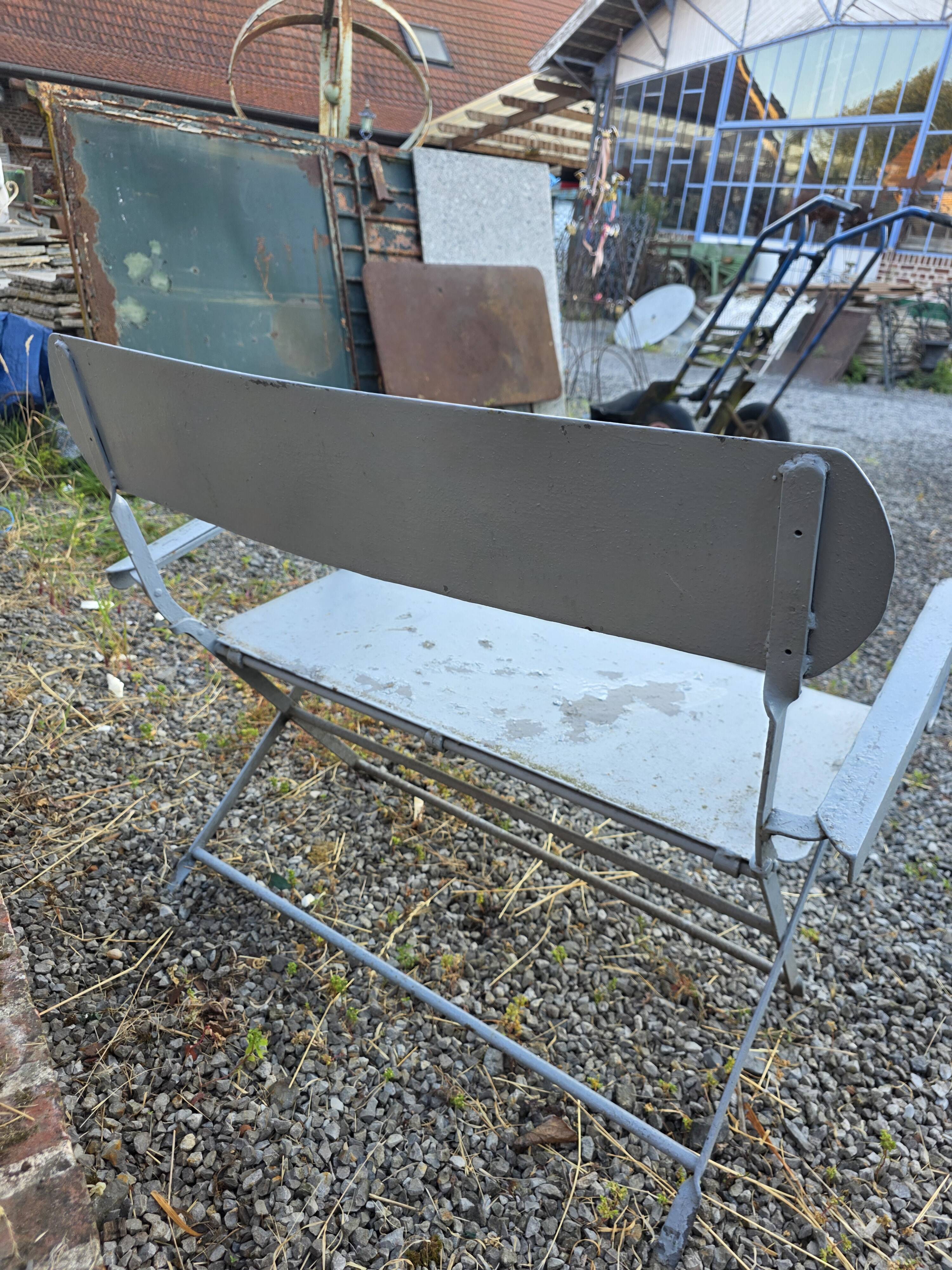 Banc de jardin ancien en fer forgé massif