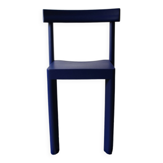 Galta chair kann design electric blue