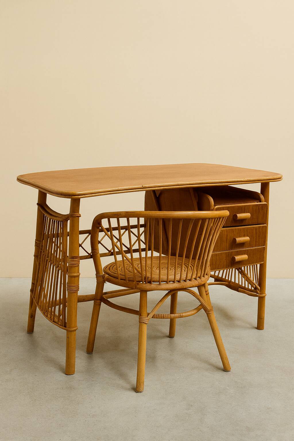 Vintage rattan desk + matching chair