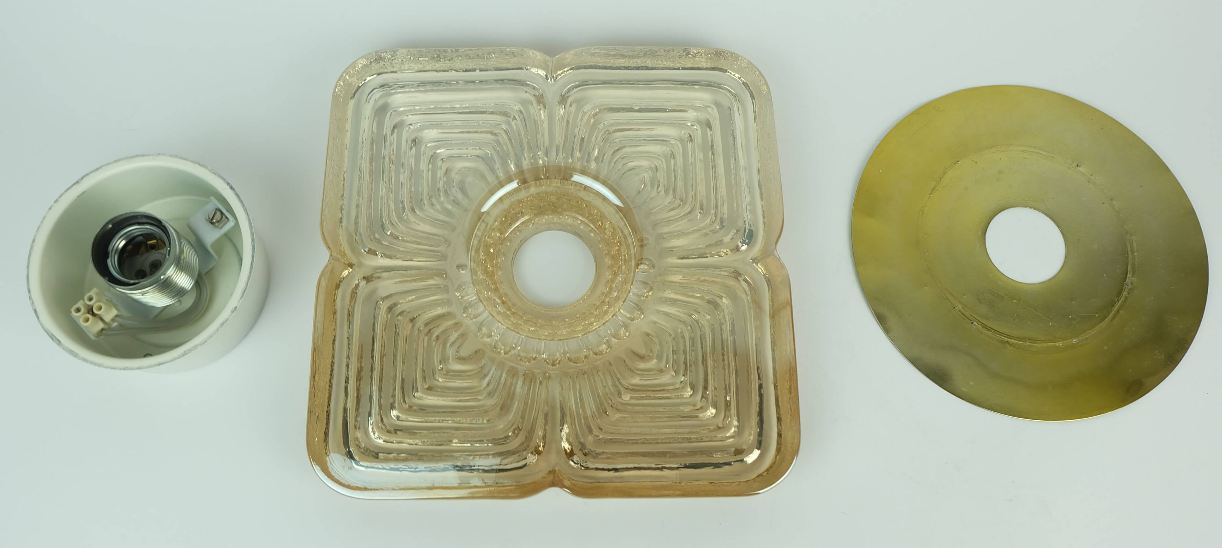 Applique murale lourde en verre glacé du milieu du siècle des années 1960-70