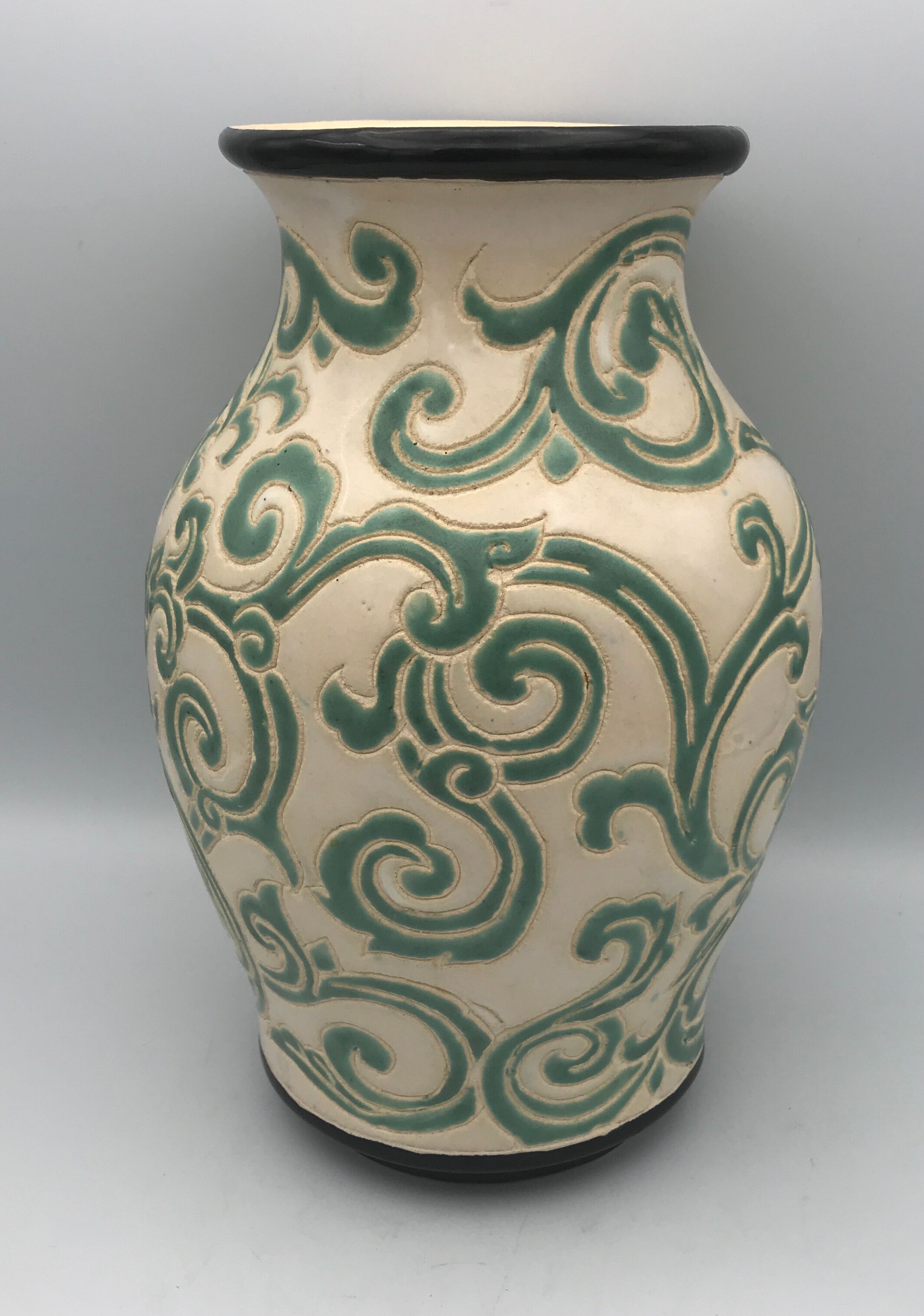 Vintage vase in glazed ceramic with carved decoration of arabesque 22.5 cm