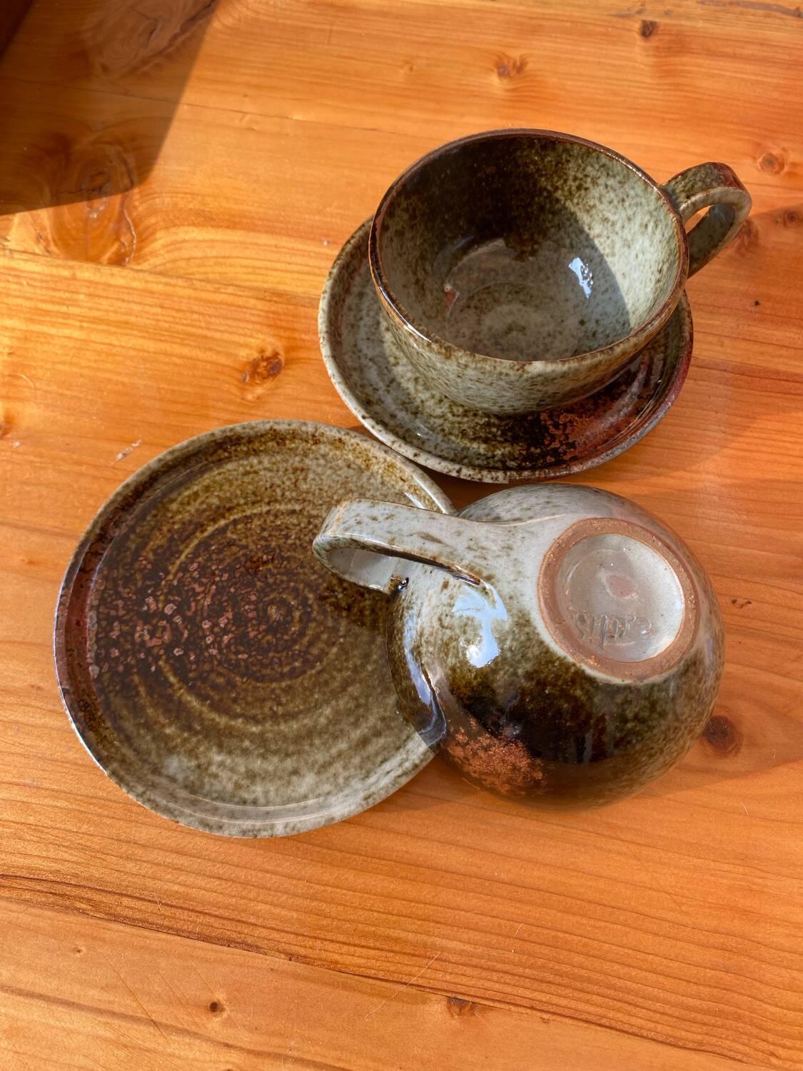 Stoneware mug duo