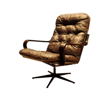 Scandinavian leather armchair Bruno Mathsson