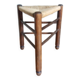 Mulched tripod stool