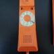 Téléphone orange Contempra