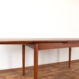 Mid-century Danish teak extendable dining table, 1960s.