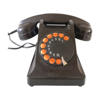 Téléphone Ericsson en bakélite design années 50