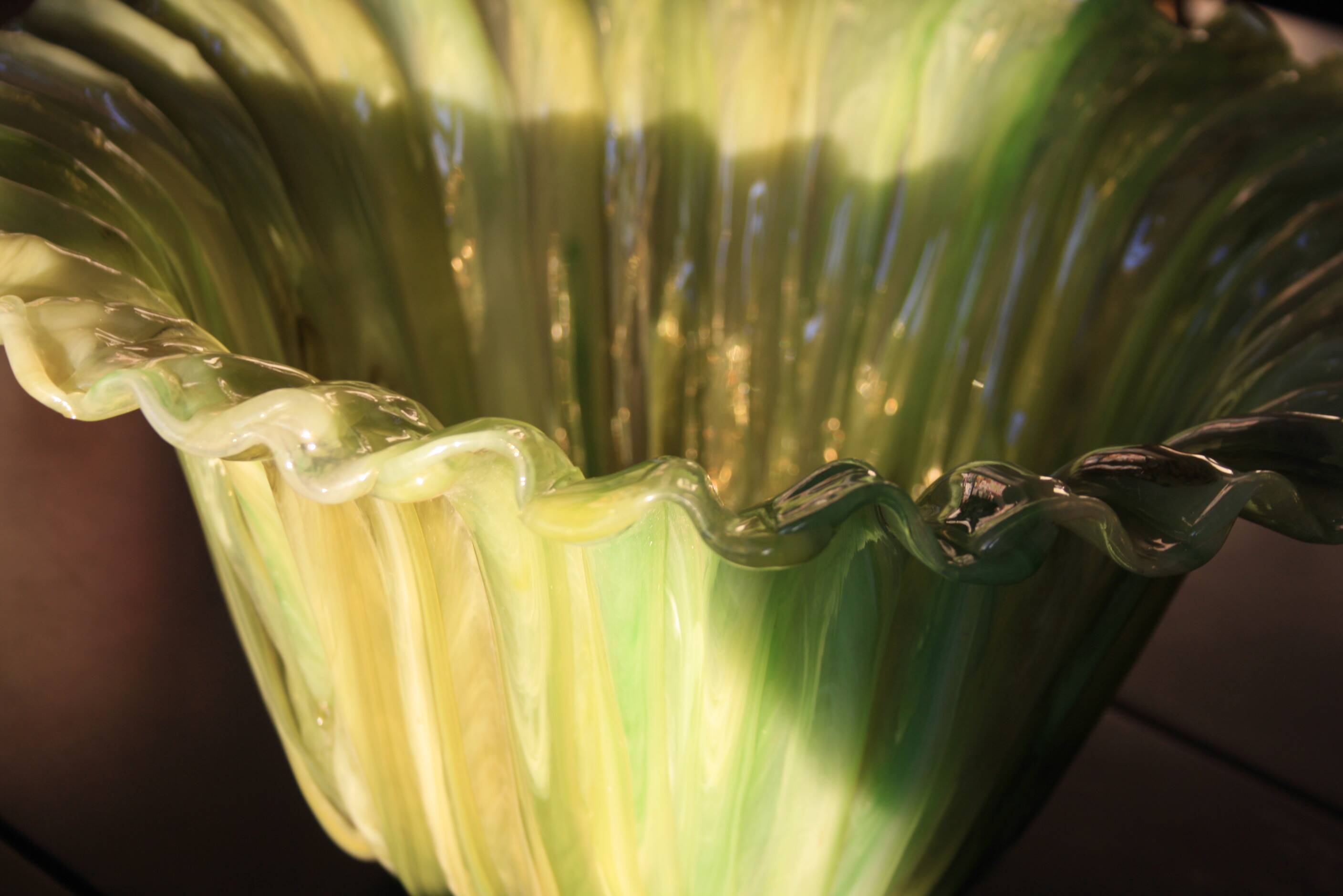 Green flower suspension