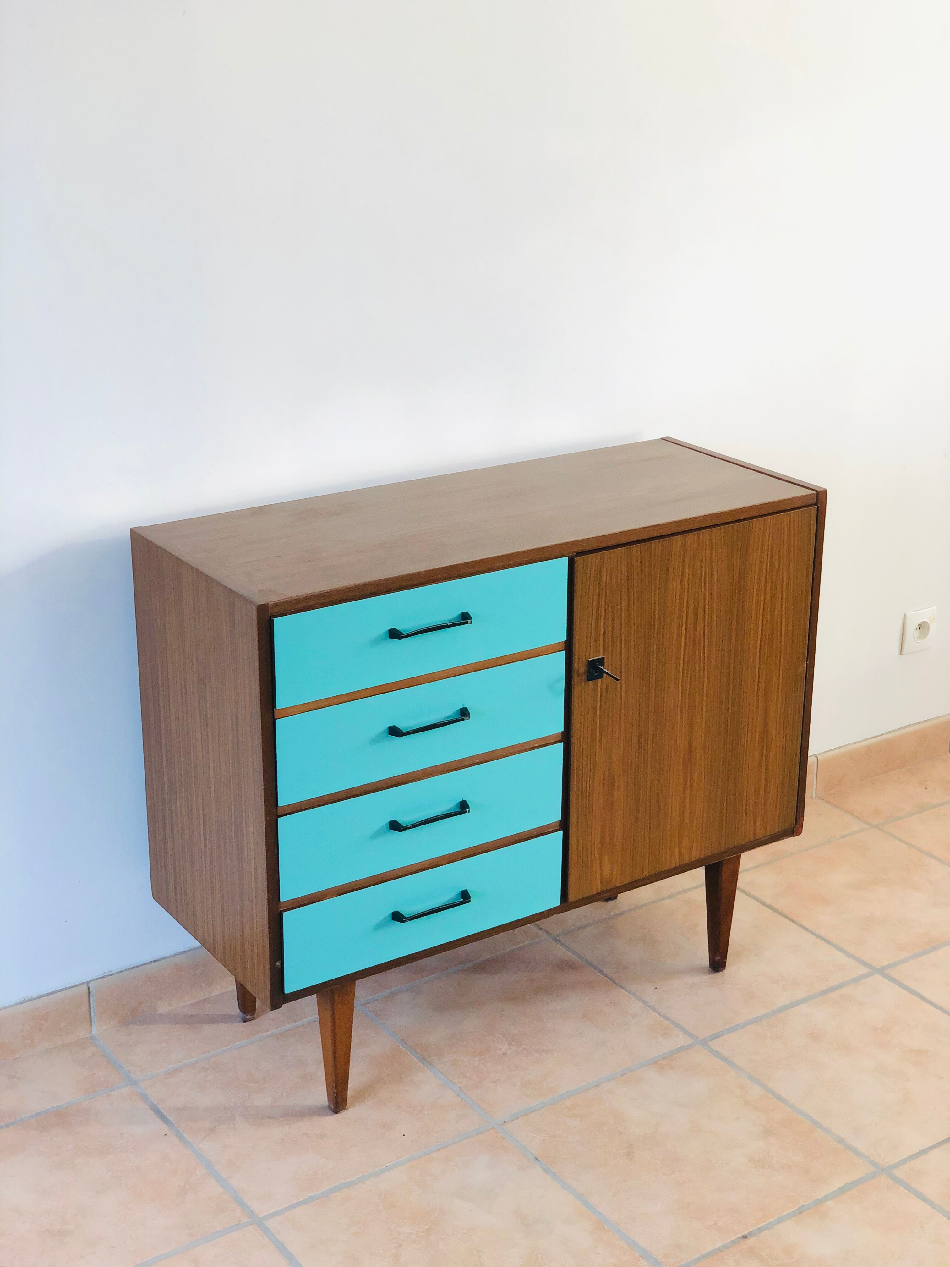 Vintage teak dresser 1965