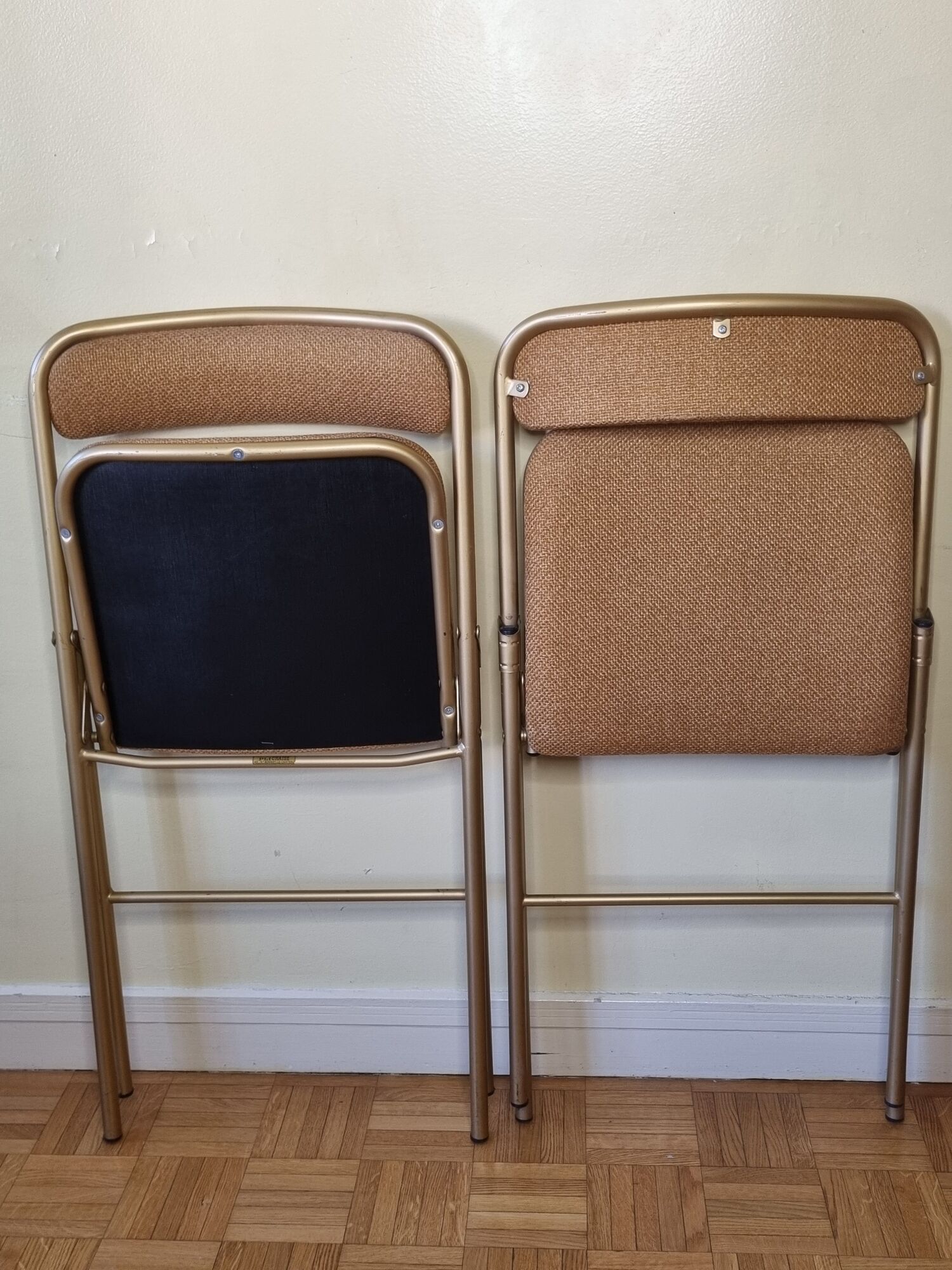 Pair of folding chairs "Plichaise" Souvignet, made in France