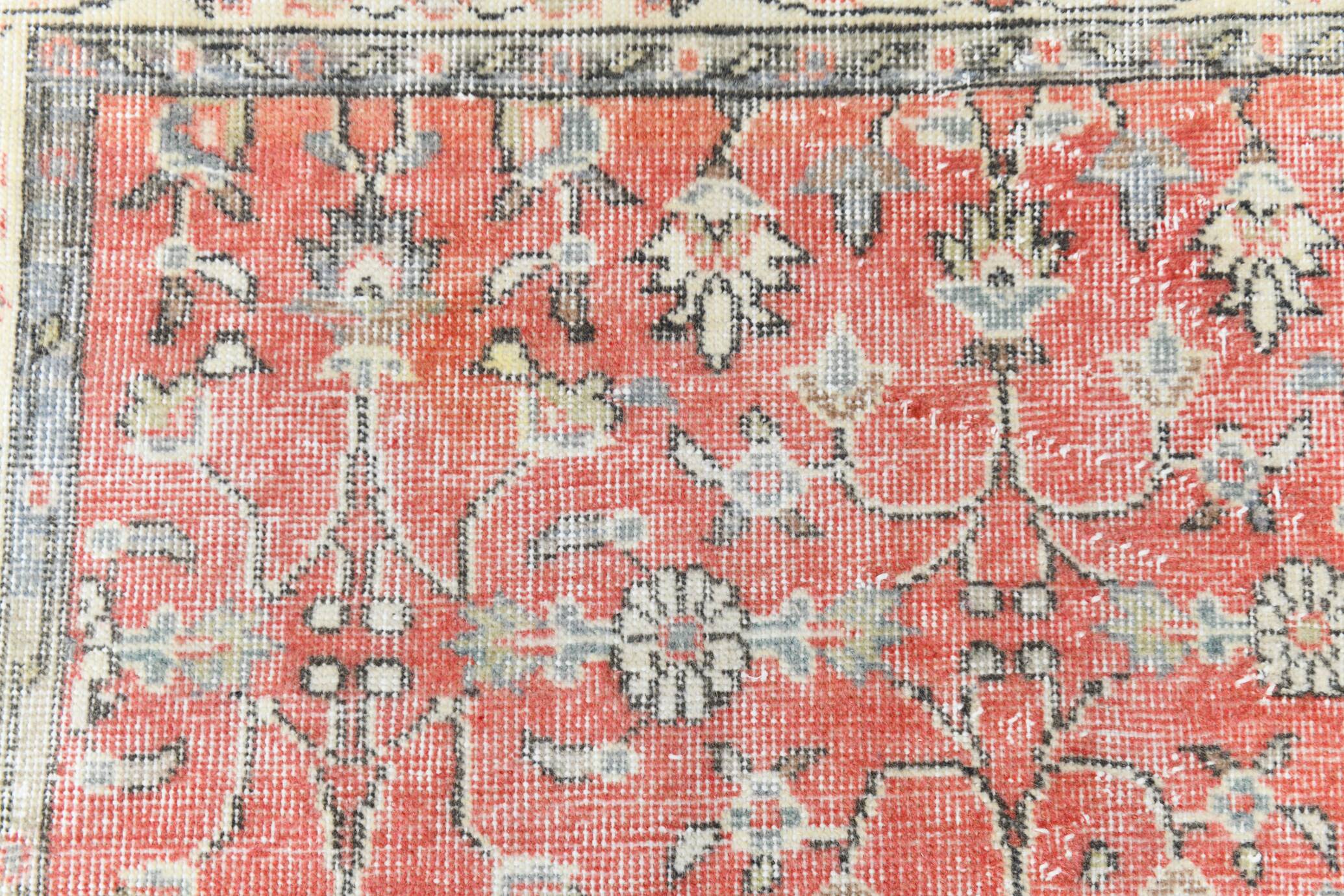 Red & Orange Floral Pattern Persian Rug, 119x200Cm