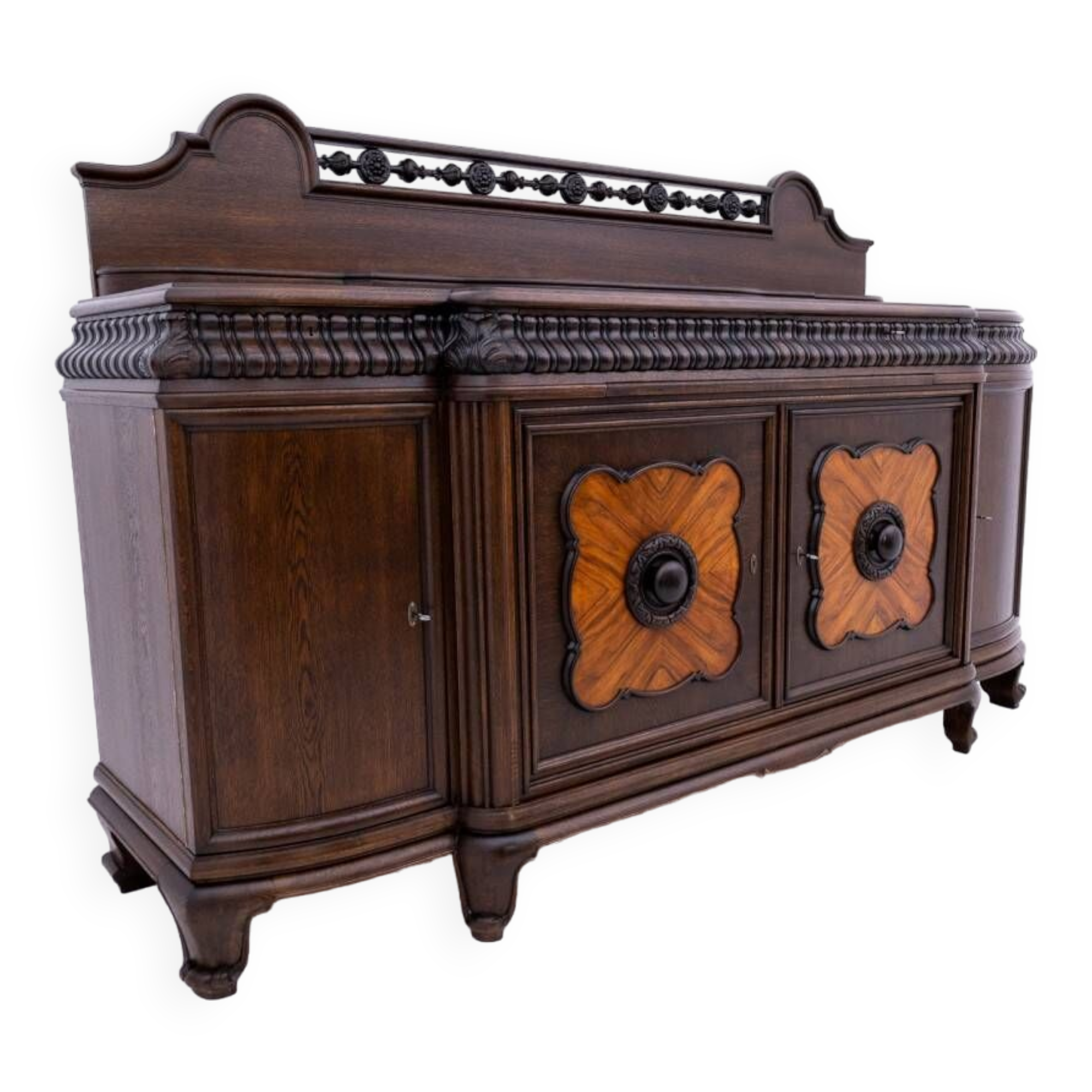 Oak chest of drawers, Germany, circa 1930.