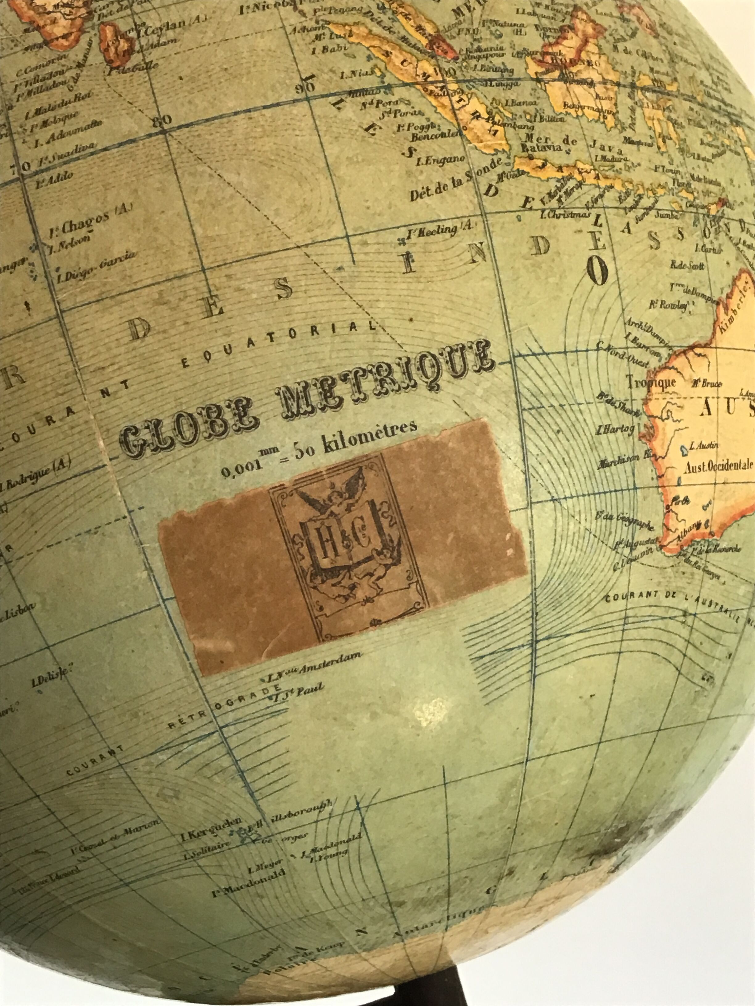 Former globe Émile Berteaux cast iron foot 19th