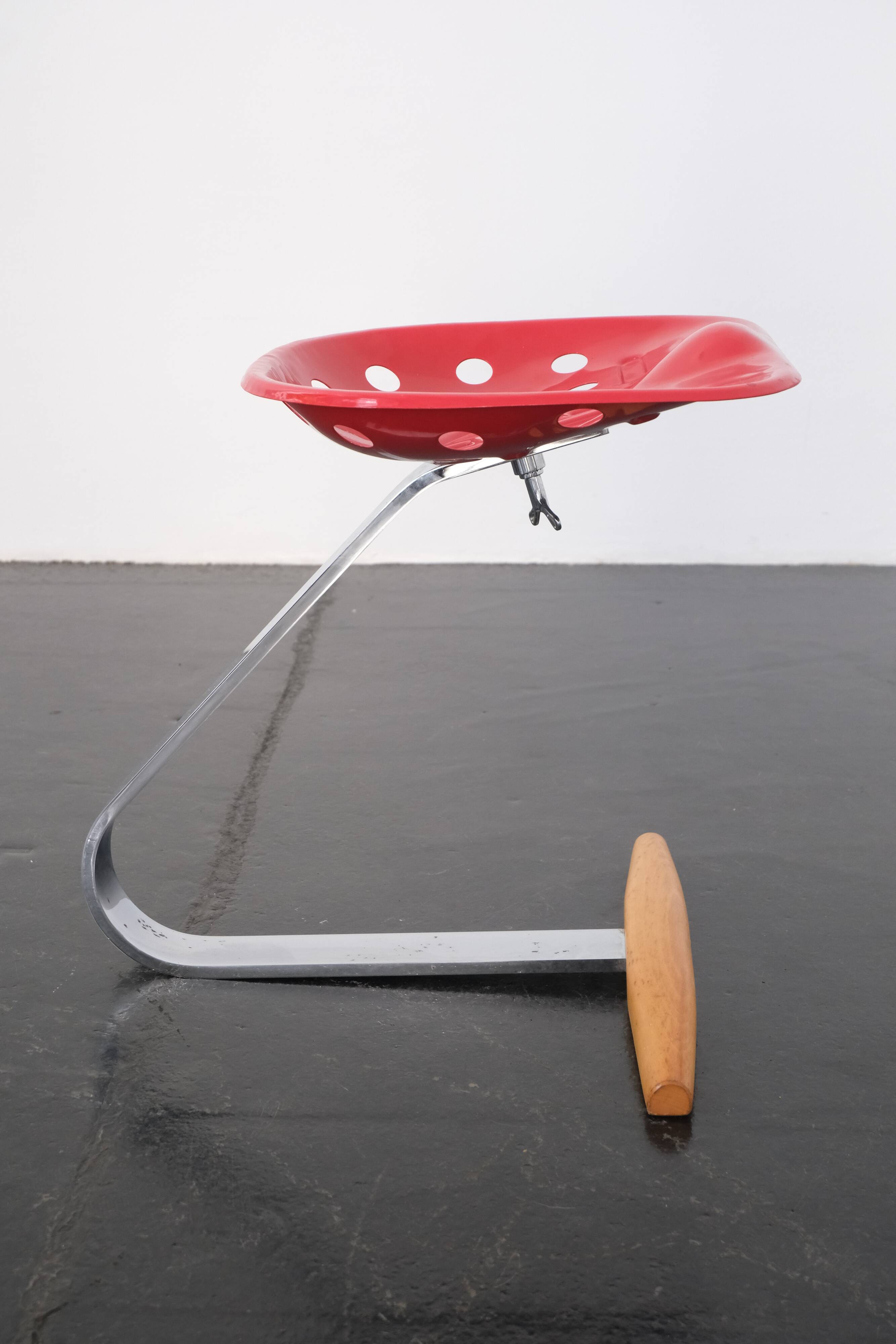 "Mezzadro" stool by Achille & Pier Giacomo Castiglioni / Zanotta