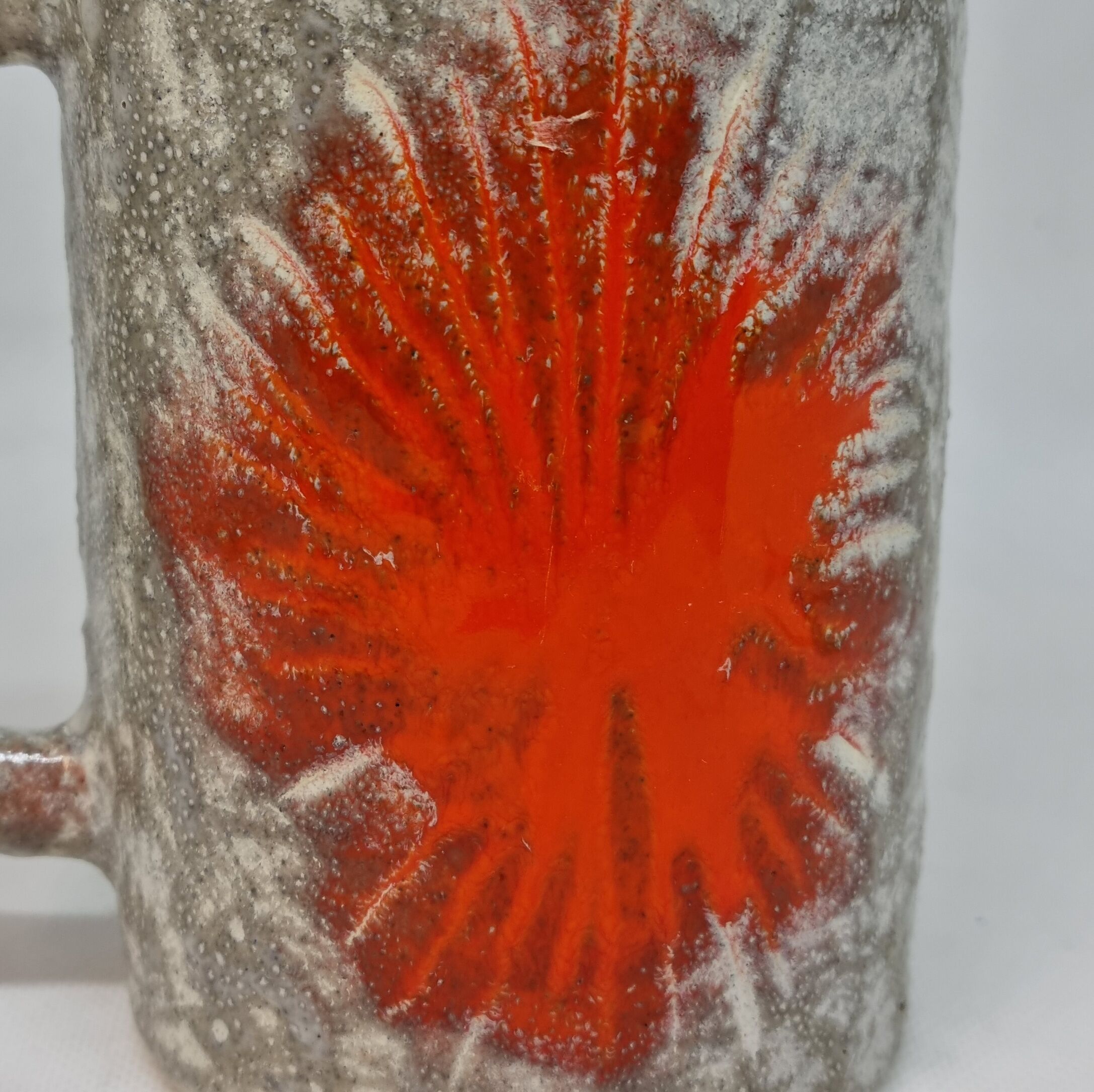 Large ceramic mug/vase