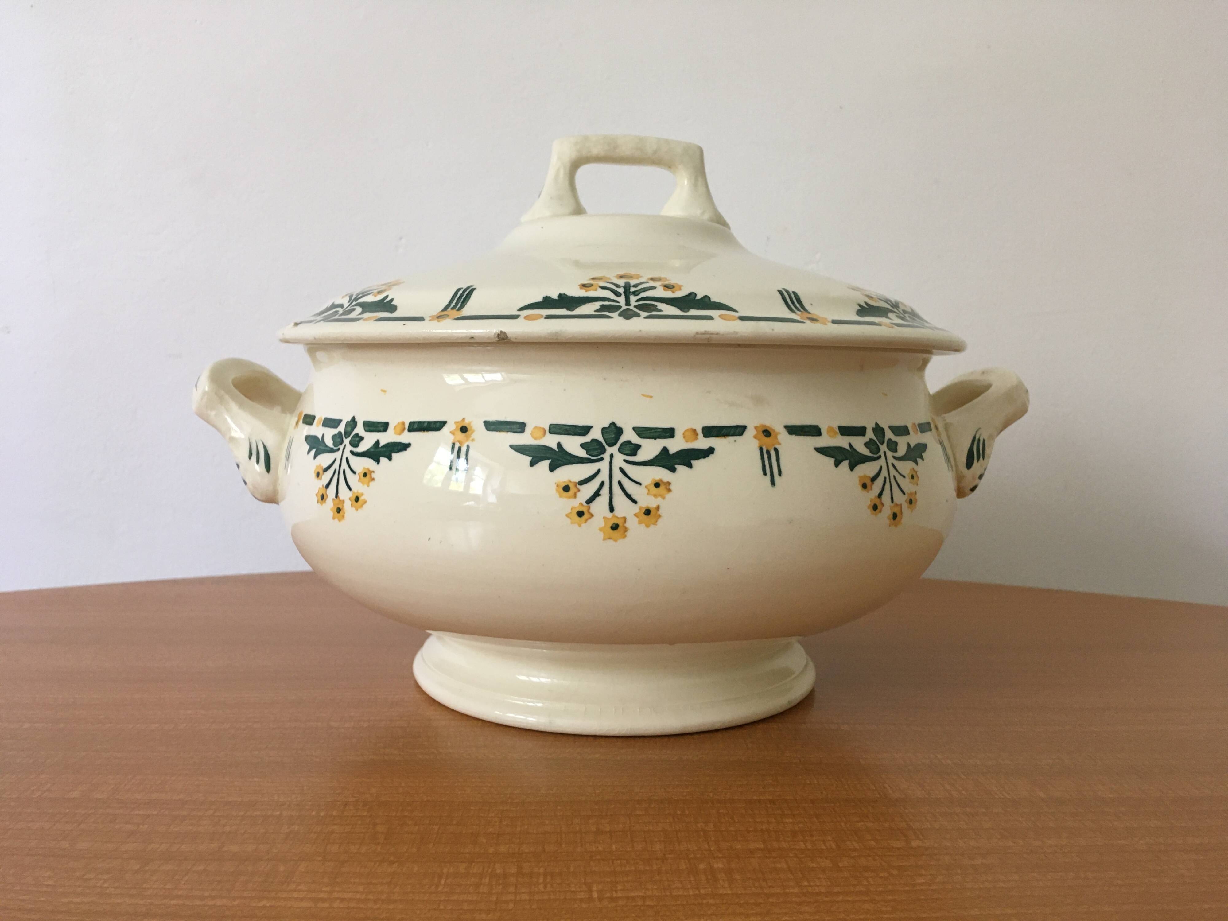 Soup tureen 1900 Ironstone Choisy-le-Roi