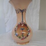 Vase Napoléon III , en opaline de cristal