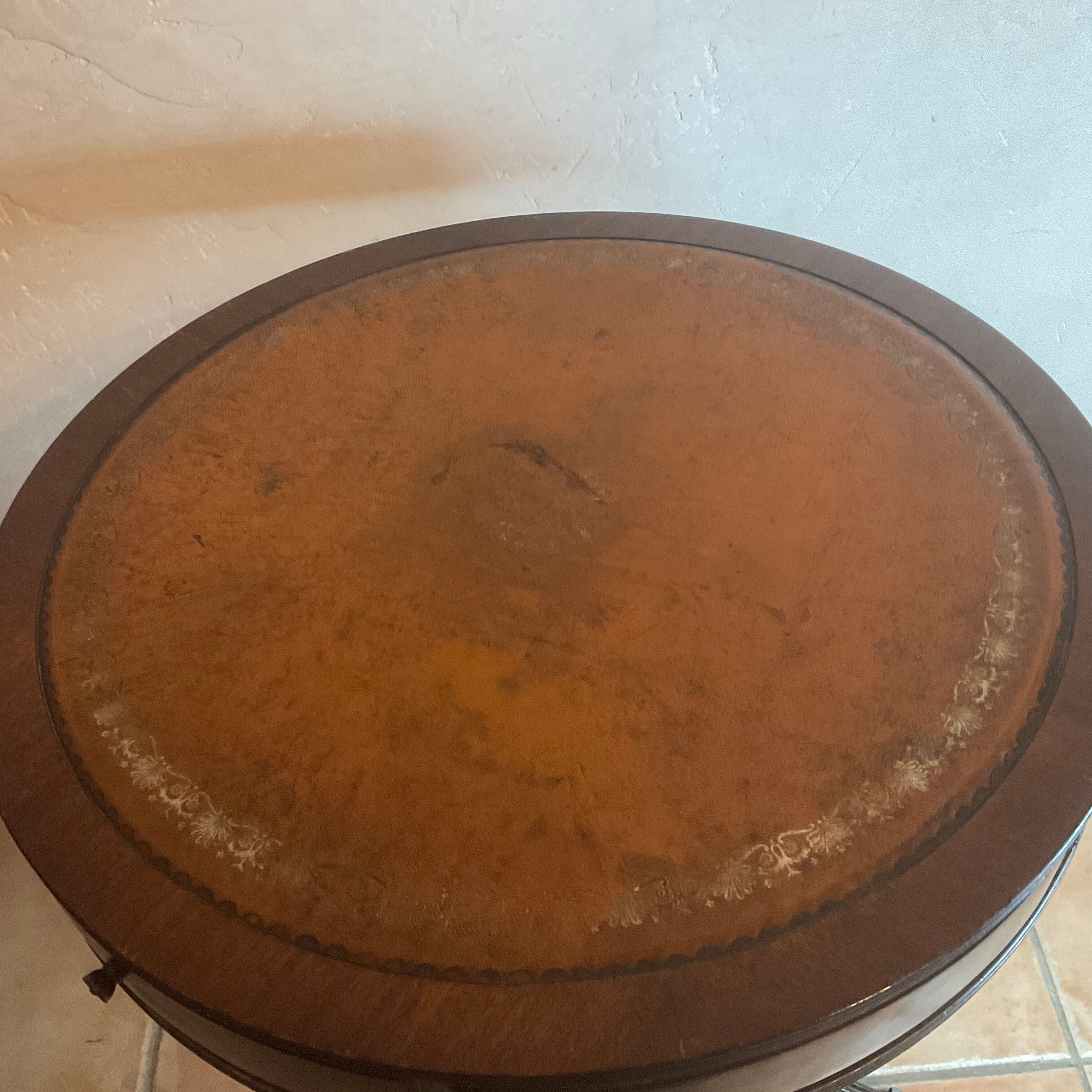 Small furniture side table pedestal table 3 drawers top leather lion's paw in bronze