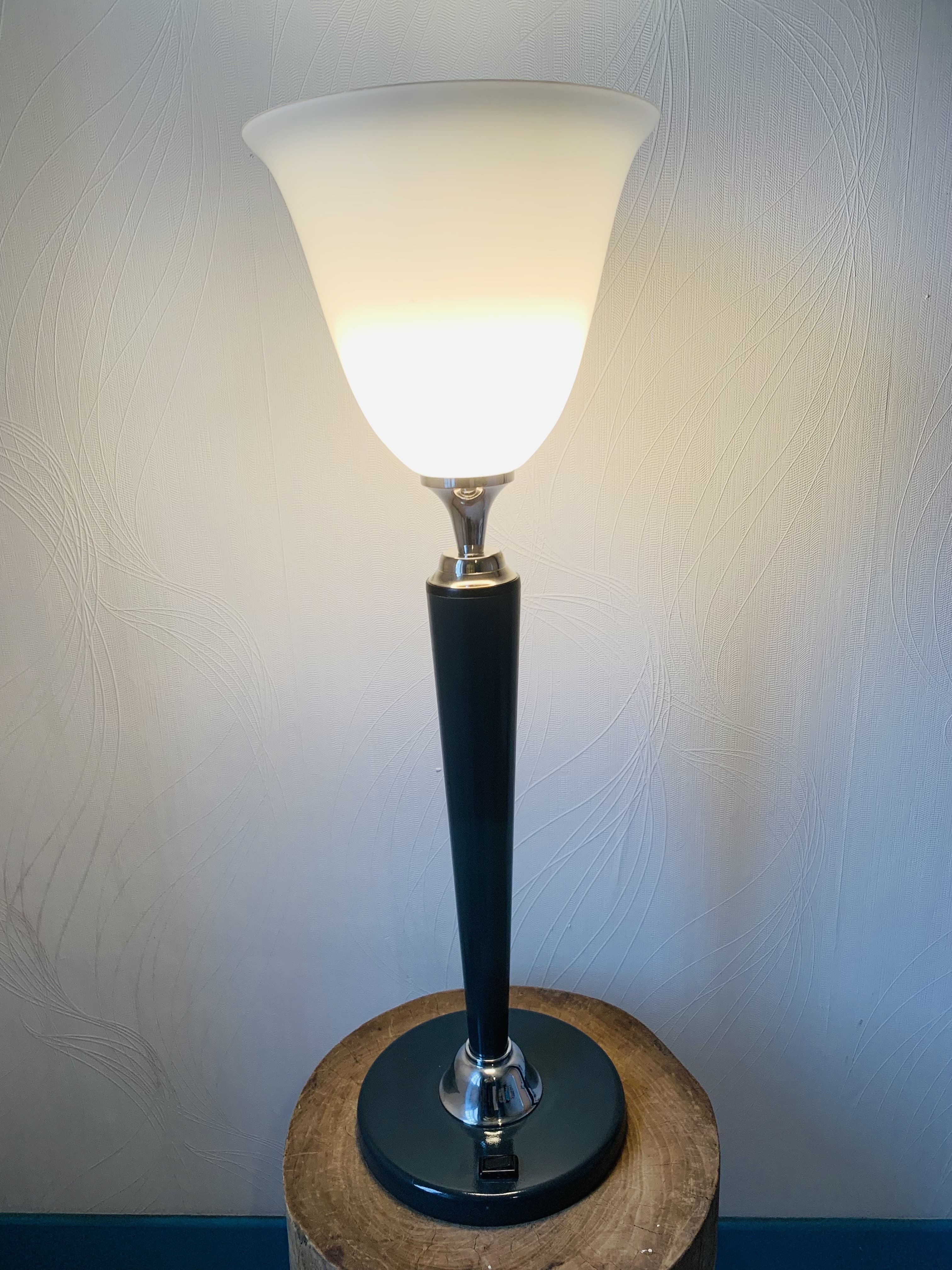 Mazda lamp, art deco style