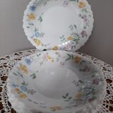 8 hollow plates flower pattern, festoon, model Hortense de Arcopal, vintage 1990