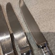 4 table knives with silver-plated metal handles, silversmith Christofle Malmaison