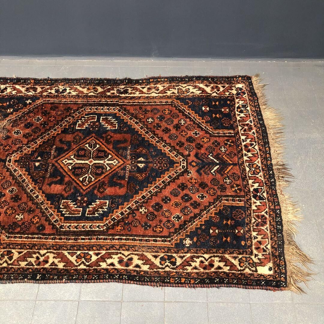 Tapis persan tissé à la main 162x110cm