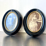 Pair of black wooden oval frames 1880’s  each 13 cm x 10 cm glass measurements 8.5 cm x 5.5 cm