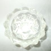 Bougeoir forme en “étoile” en verre cristal