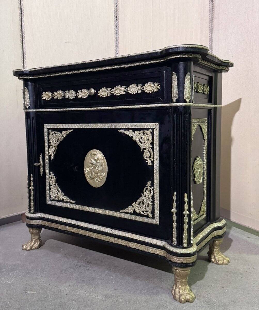 Meuble style Napoléon III "Boulle" en bois laqué