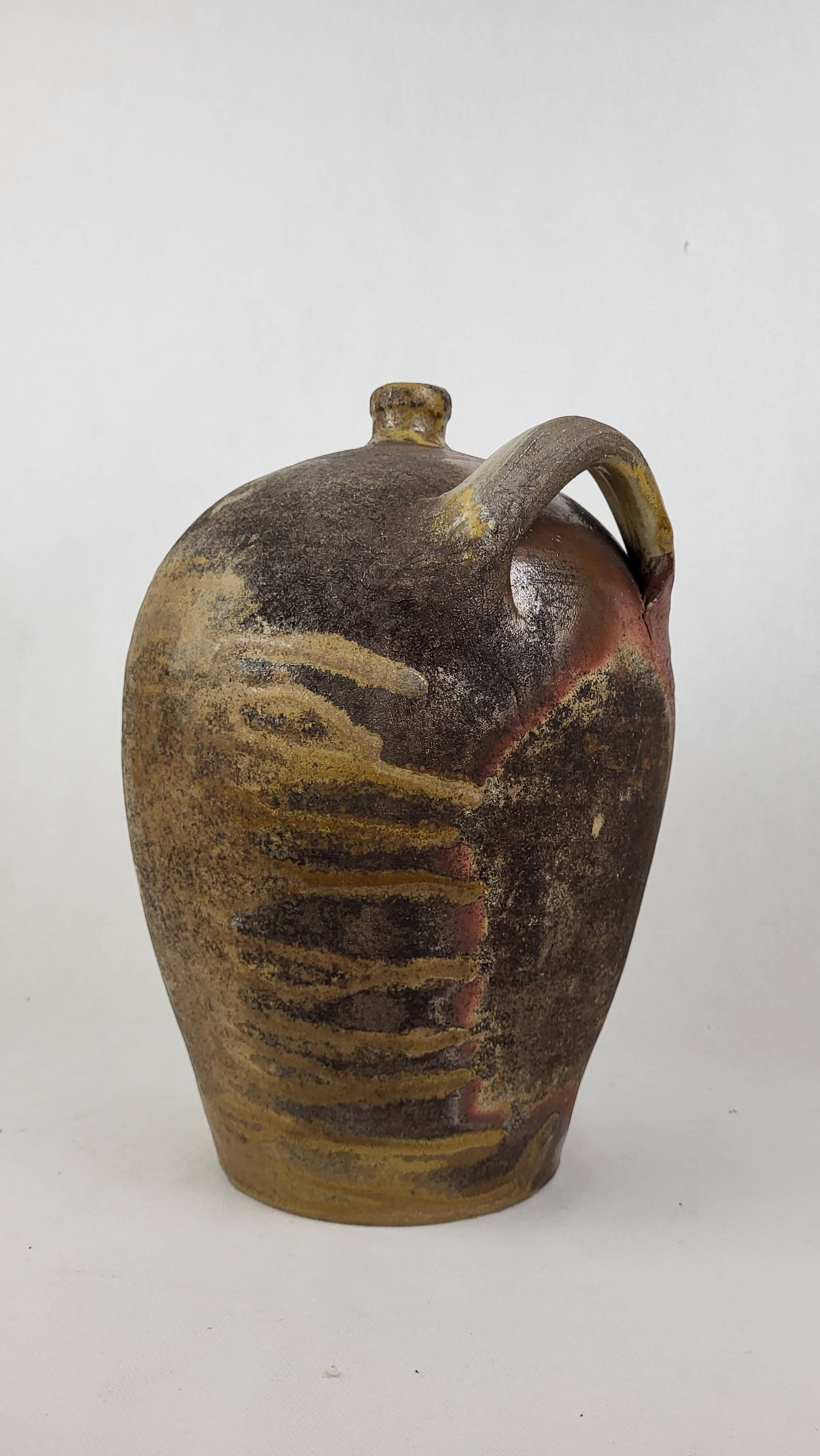 Toule Jarre bottle in Puisaye sandstone 19th century