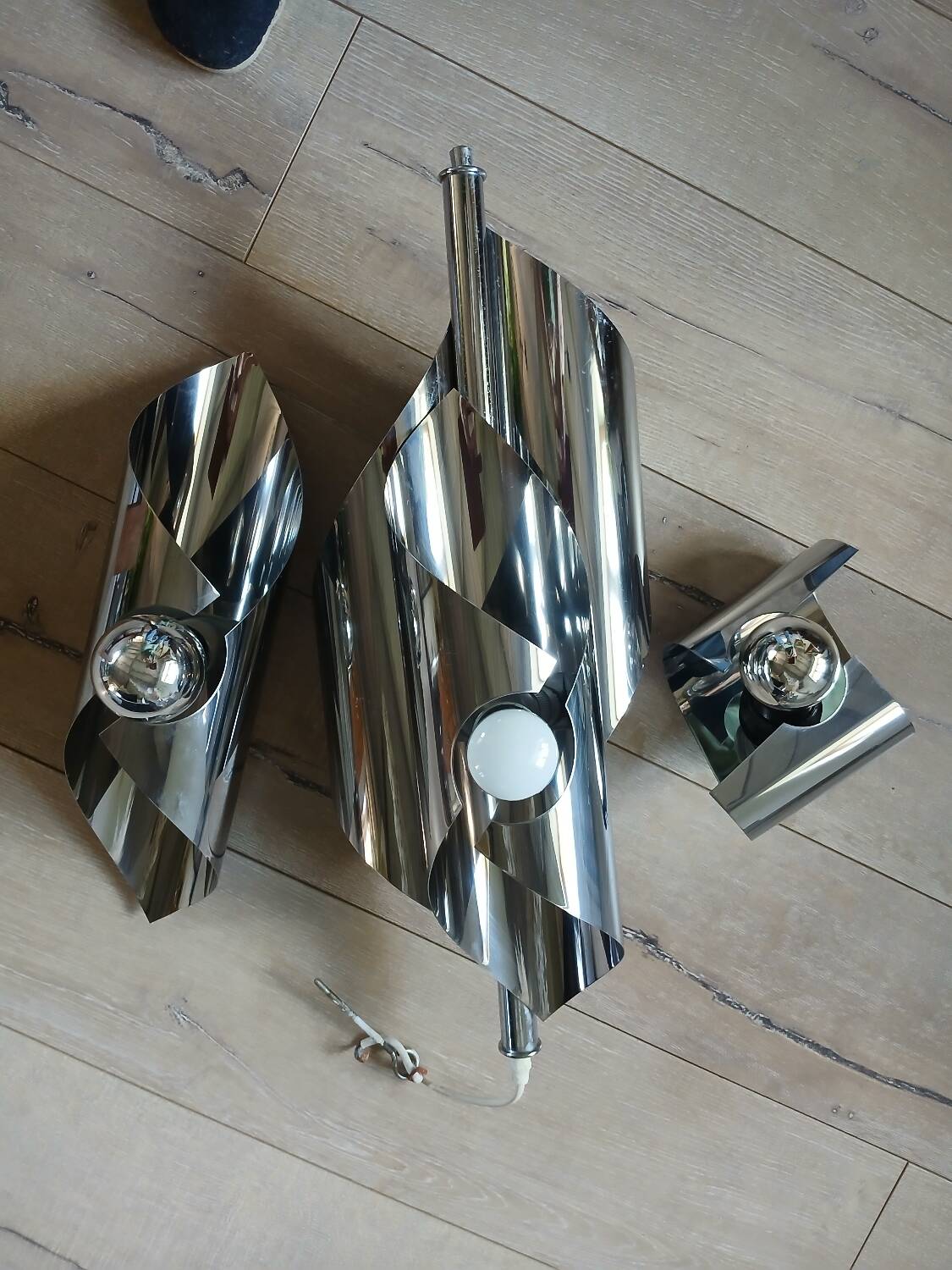 Suspension + 2 wall lights from the 70s