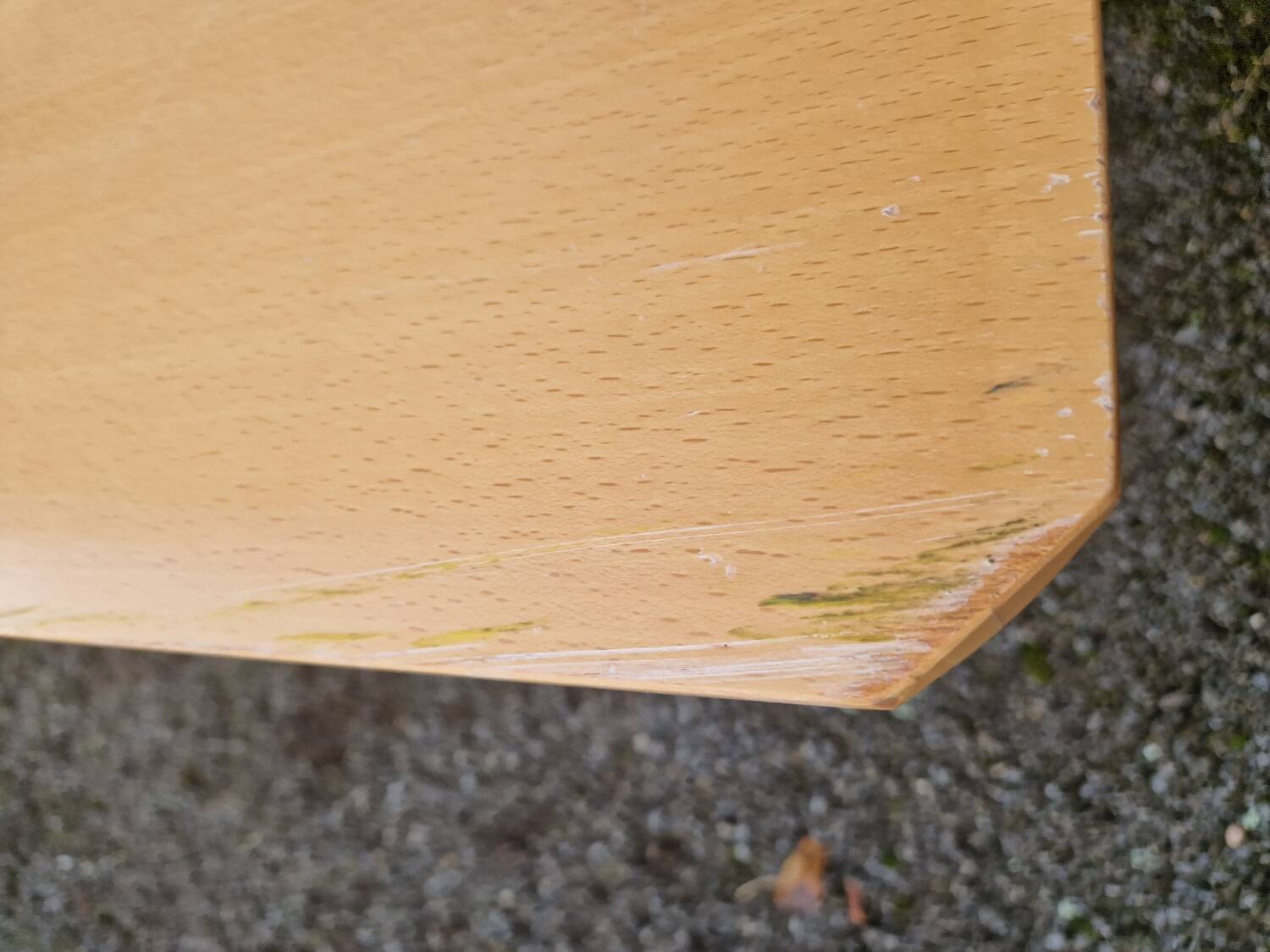 USM Kitos design table