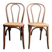 Chaises cannage et bois courbé