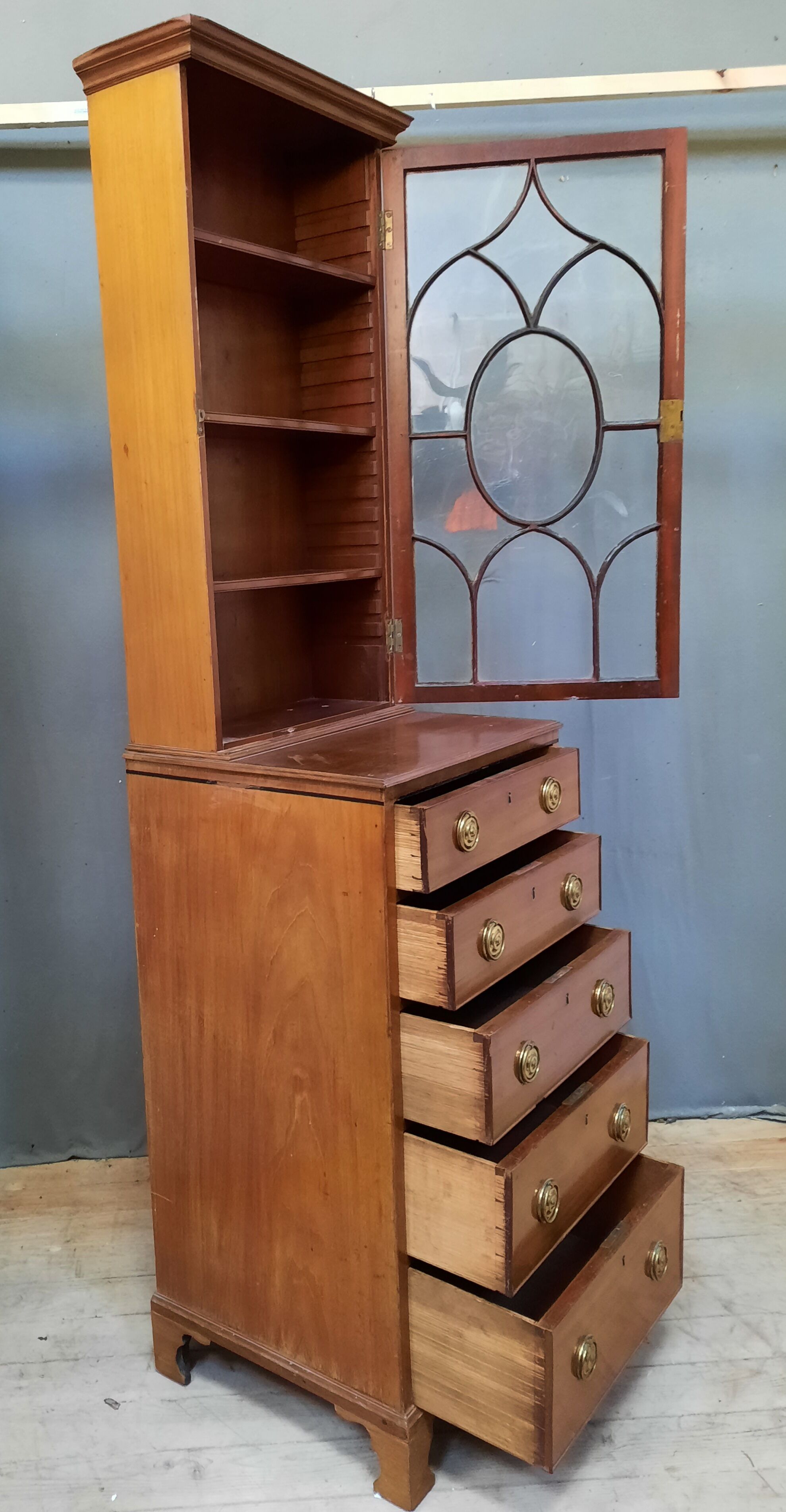 Nineteenth-century English glazed library