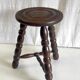 Tripod stool in turned solid wood – 80s/90s