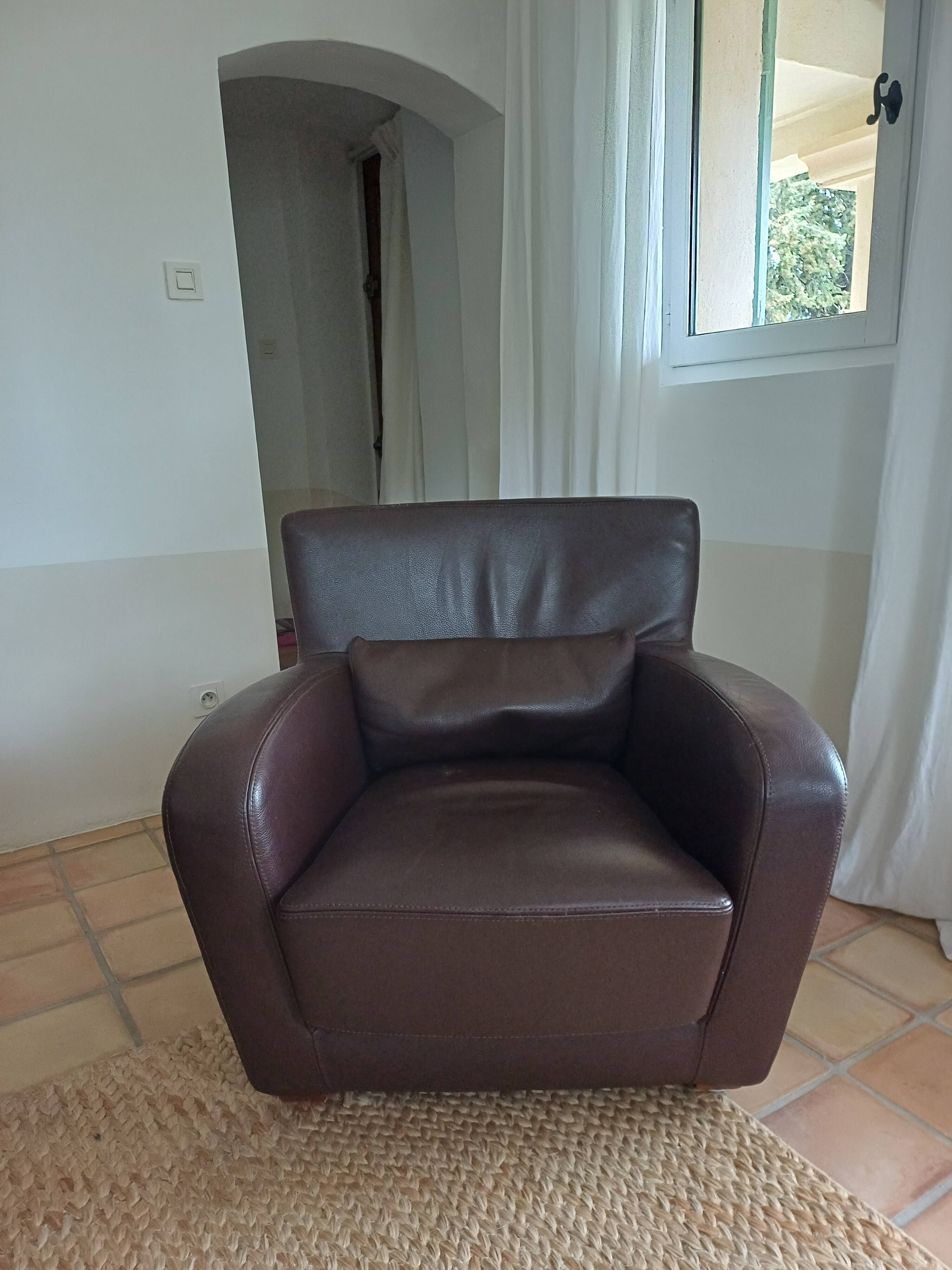 Fauteuil club cuir cinna