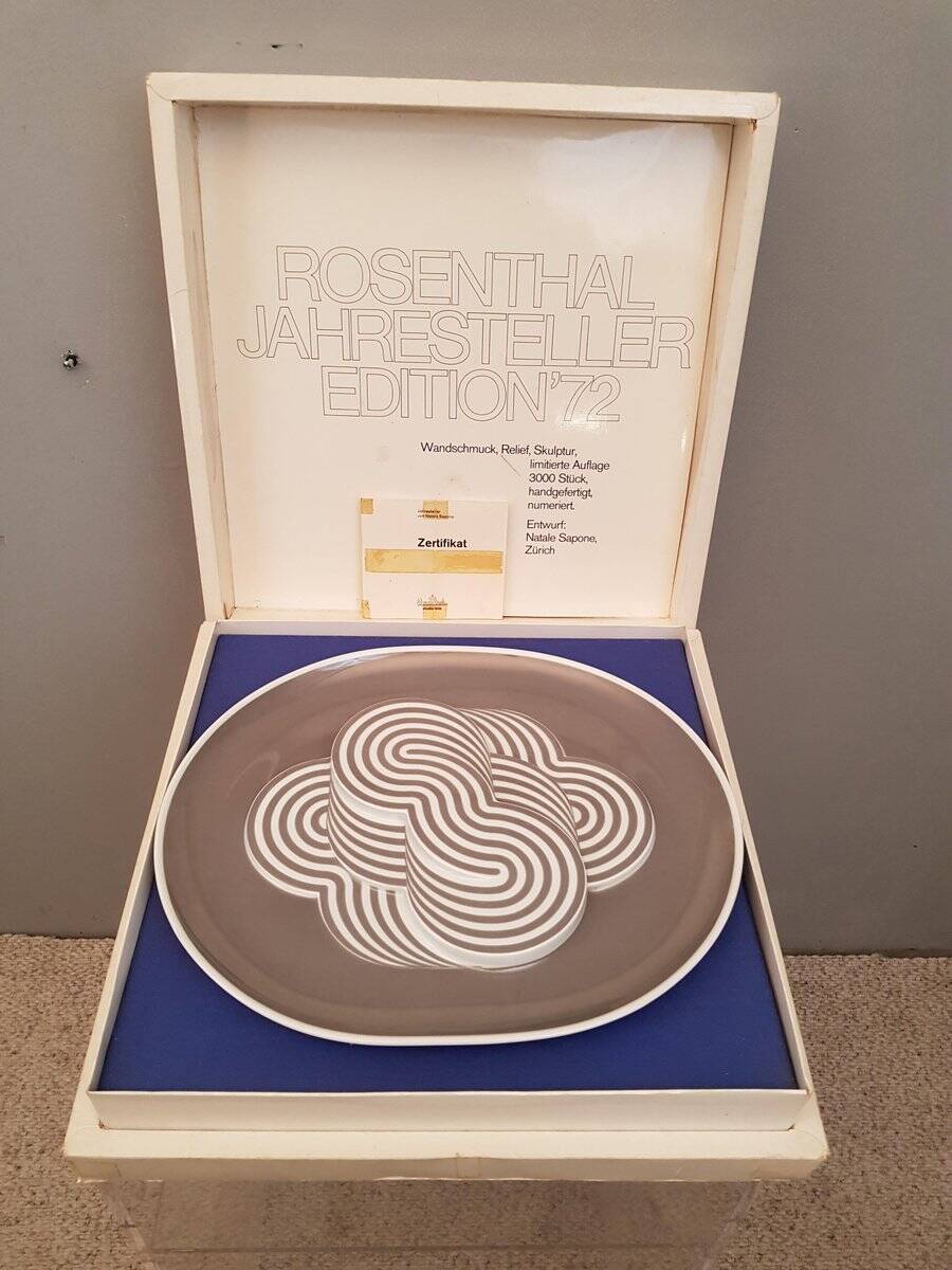 Wall plate in porcelain by Natale Sapone for Rosenthal, 1972
