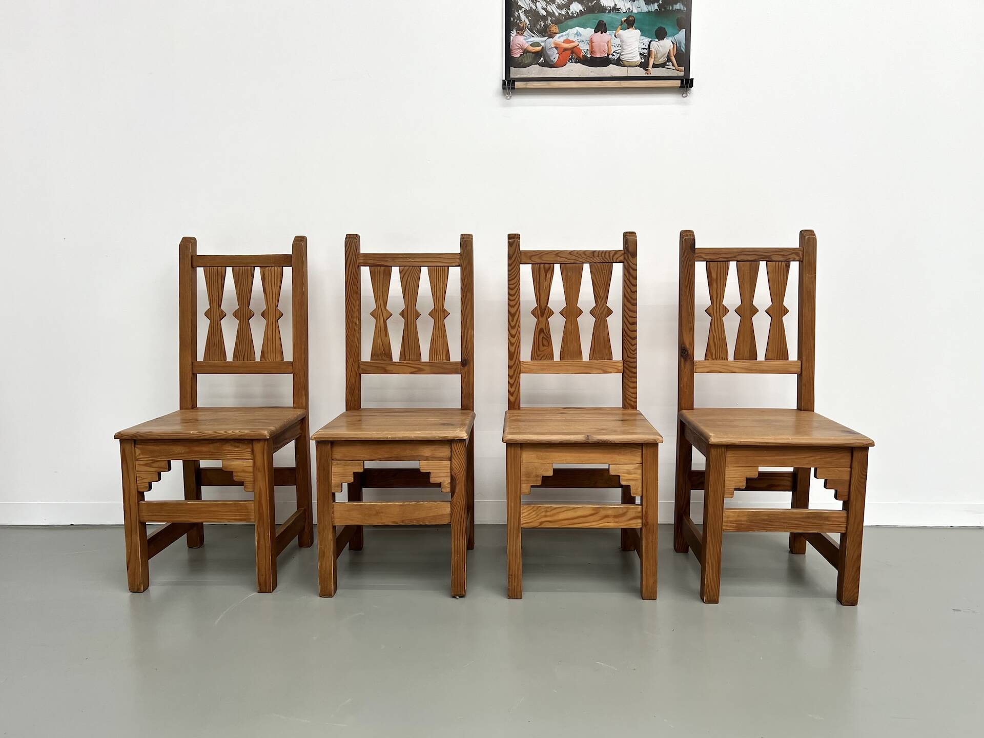 Set of 4 pine chairs, 1970s