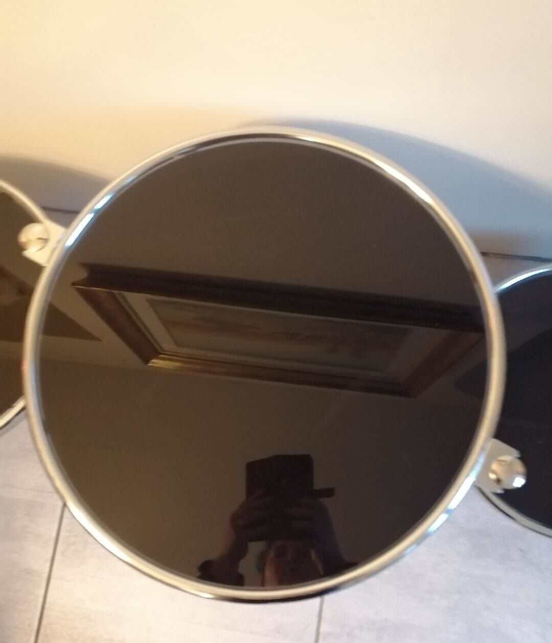 Round coffee table 3 extendable trays